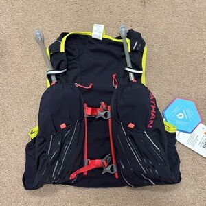 Nathan Pinnacle 4L Womens XS NWT